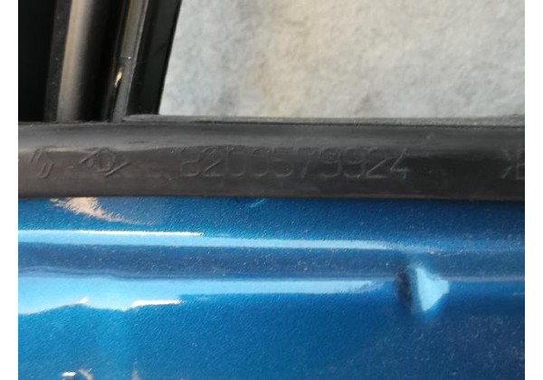 Дверка права задня Renault Clio III, універсал, 8200579924